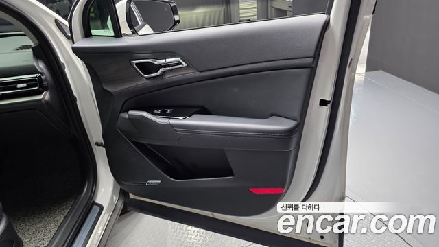 Kia Sportage 2023 — photo 14
