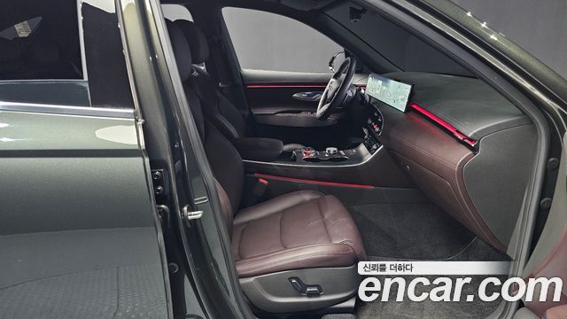 Genesis GV70 2025 — photo 17