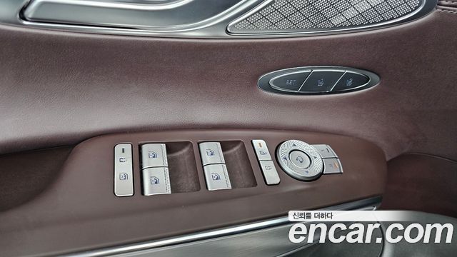 Genesis GV70 2025 — photo 27
