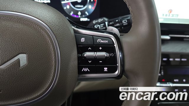 Kia Canival 2023 — photo 14