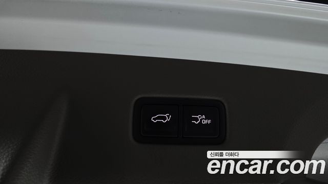 Kia Canival 2023 — photo 15