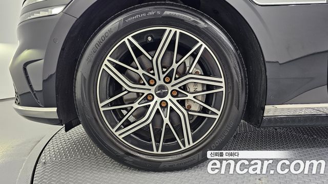 Genesis G90 2023 — photo 5