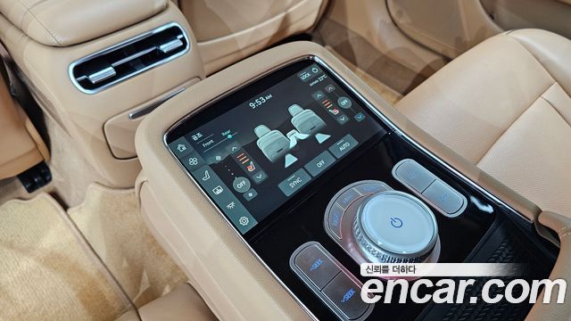Genesis G90 2023 — photo 9