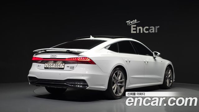 Audi A7 2020 — photo 2