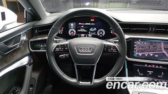 Audi A7 2020 — photo 19