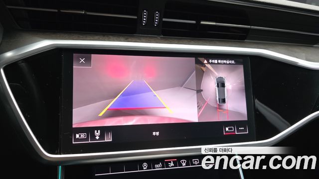 Audi A7 2020 — photo 21