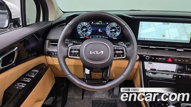 Kia Canival 2023 — photo 14