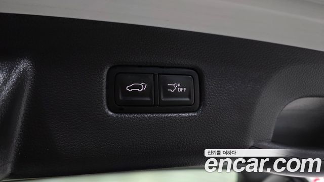Kia Canival 2023 — photo 19