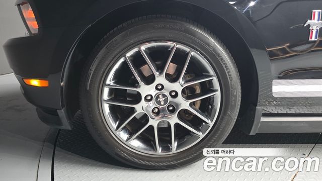 Ford Mustang 2012 — photo 5