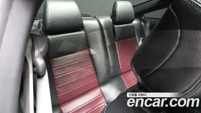 Ford Mustang 2012 — photo 12