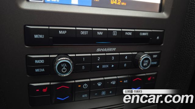 Ford Mustang 2012 — photo 17