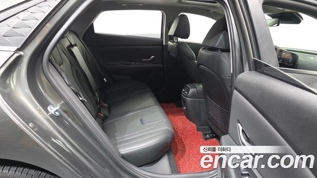 Hyundai AVANTE 2024 — photo 12