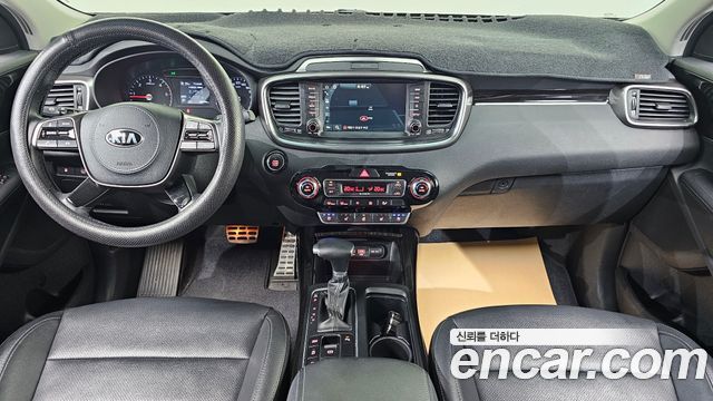 Kia Sorento 2019 — photo 10