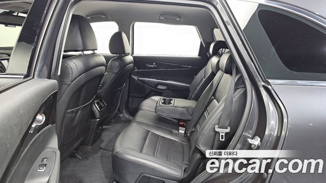 Kia Sorento 2019 — photo 18