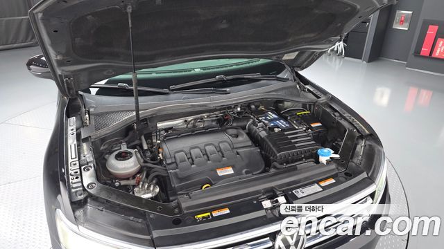 Volkswagen Tiguan 2020 — photo 6