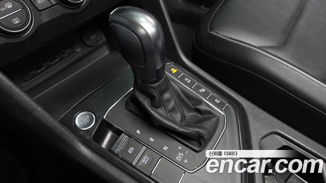 Volkswagen Tiguan 2020 — photo 9