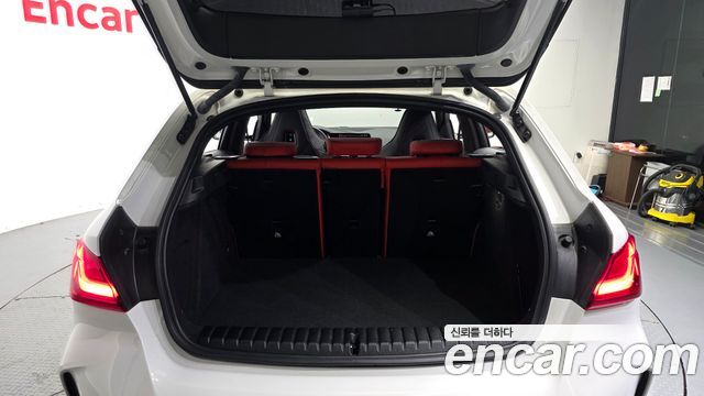 BMW 1-Series 2022 — photo 26