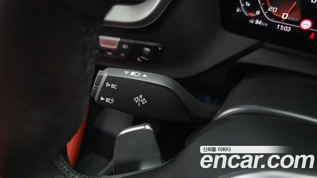 BMW 1-Series 2022 — photo 29