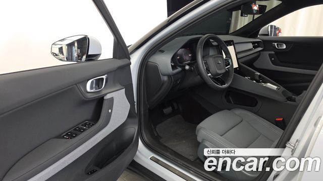 Polestar Polestar 2 2022 — photo 13