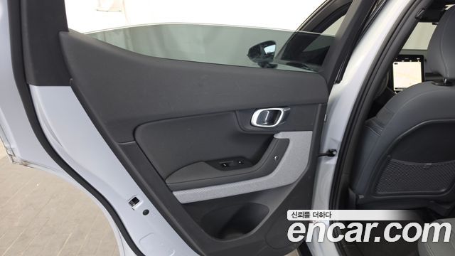 Polestar Polestar 2 2022 — photo 15