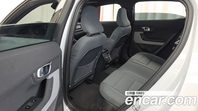 Polestar Polestar 2 2022 — photo 16