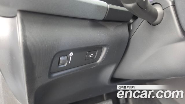 Polestar Polestar 2 2022 — photo 28