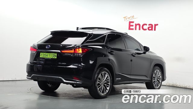 Lexus RX 2022 — photo 2