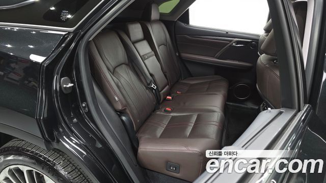 Lexus RX 2022 — photo 18