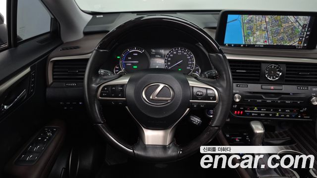 Lexus RX 2022 — photo 20