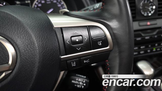 Lexus RX 2022 — photo 33