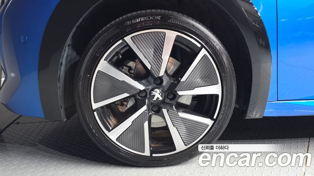 Peugeot 208 2021 — photo 5