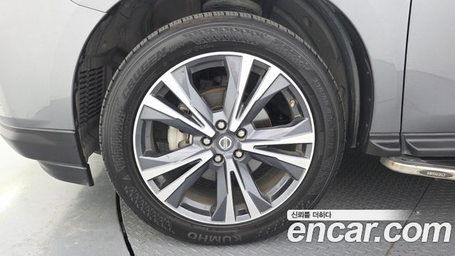 Nissan Pathfinder 2018 — photo 5