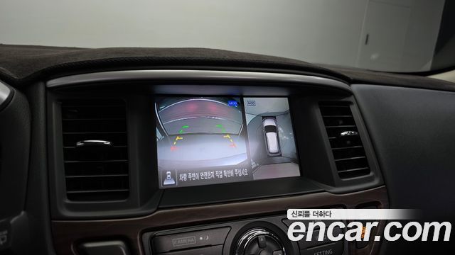 Nissan Pathfinder 2018 — photo 21