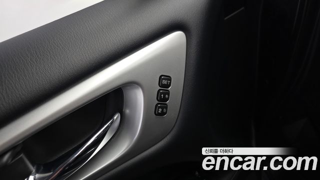 Nissan Pathfinder 2018 — photo 34