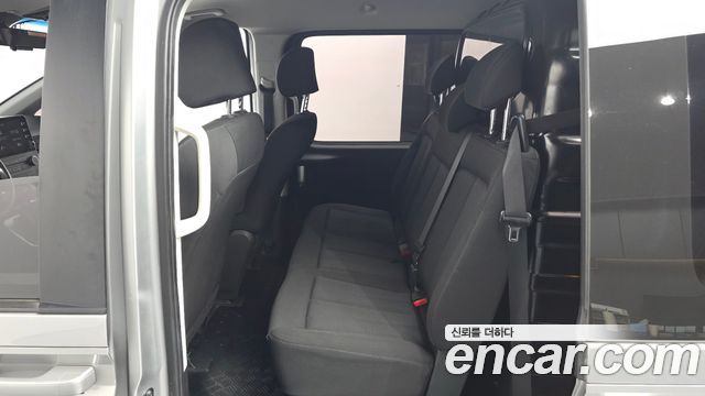 Hyundai Staria 2023 — photo 16