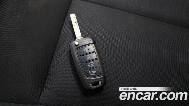 Hyundai Staria 2023 — photo 31