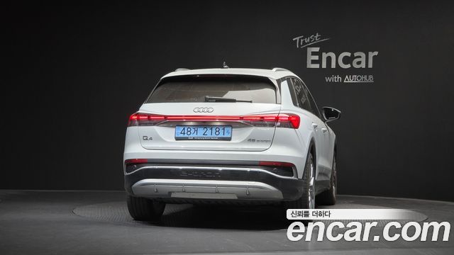 Audi Q4 e-tron 2025 — photo 4