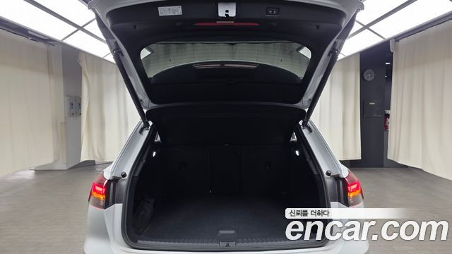 Audi Q4 e-tron 2025 — photo 26