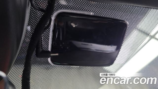 Audi Q4 e-tron 2025 — photo 33