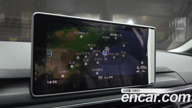 Audi A4 2018 — photo 14