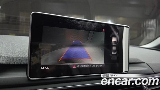 Audi A4 2018 — photo 15