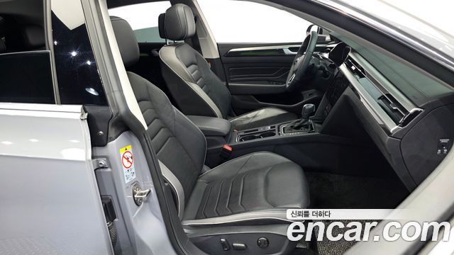 Volkswagen Arteon 2022 — photo 17