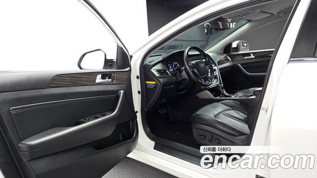 Hyundai Sonata 2015 — photo 10