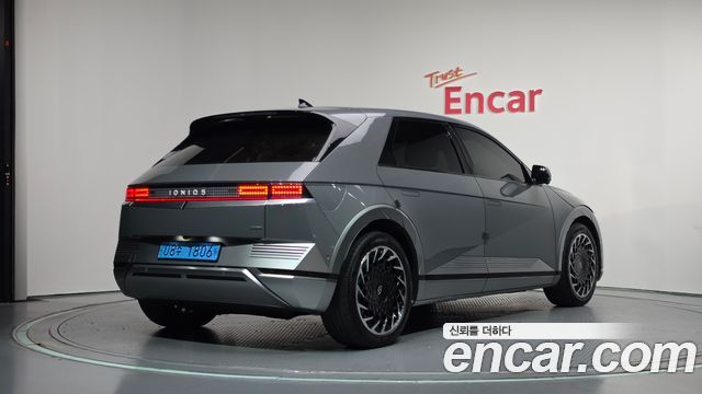 Hyundai Ioniq5 2022 — photo 2