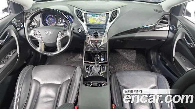 Hyundai Grandeur 2015 — photo 10