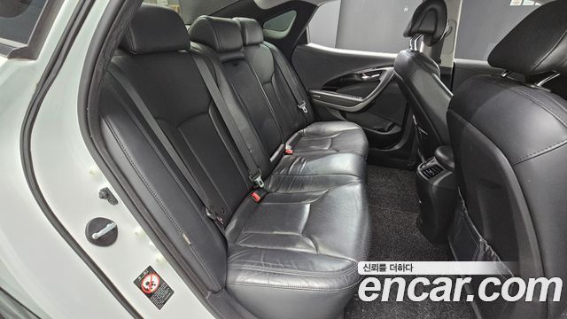 Hyundai Grandeur 2015 — photo 17