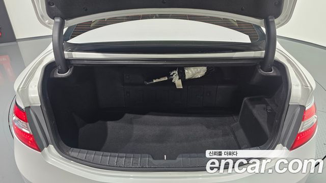Hyundai Grandeur 2015 — photo 26