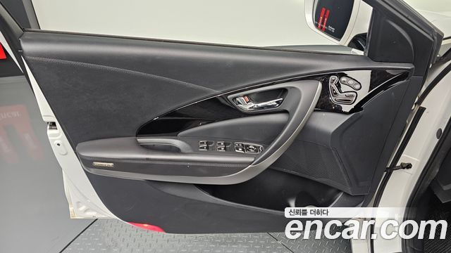 Hyundai Grandeur 2015 — photo 14