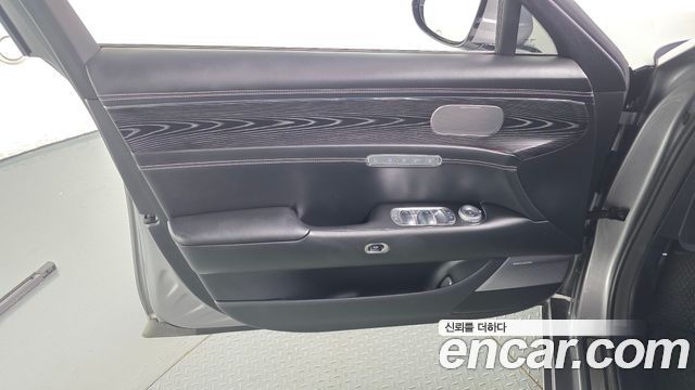 Genesis G90 2022 — photo 14