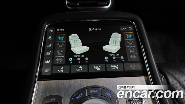 Genesis G90 2022 — photo 29